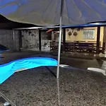 Sobrado Frente P/Lago Com Piscina Aquecida